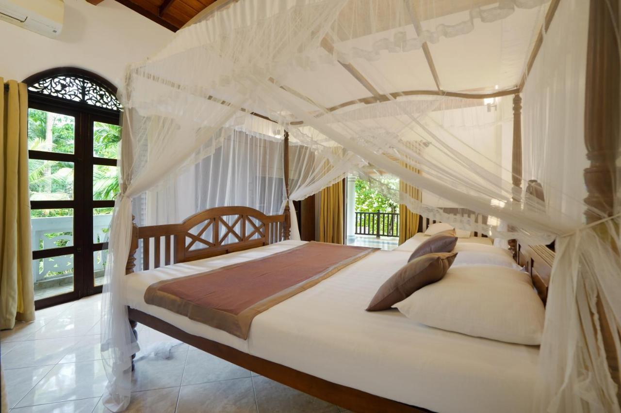 The Villa Blue Sky Unawatuna Buitenkant foto